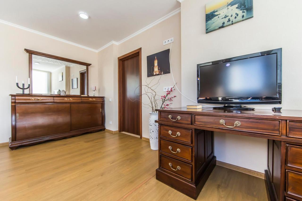 Super Comfort Flat For You Near The Metro. Киев Экстерьер фото